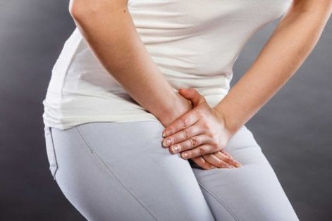 Nổi mụn nước vùng kín là dấu hiệu của bệnh gì?